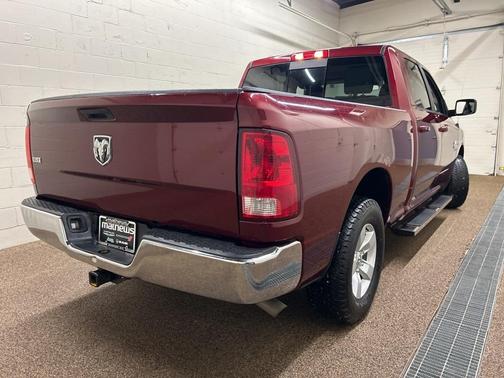 2019 RAM 1500 Classic SLT