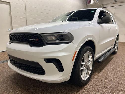 White Knuckle Clearcoat 2024 Dodge Durango GT