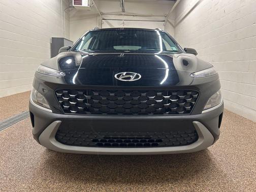 Ultra Black 2023 Hyundai KONA SEL