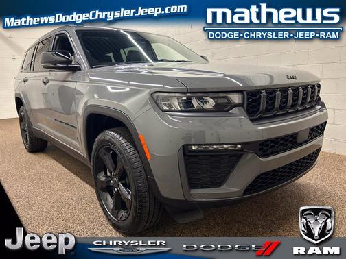 Sting Gray Clearcoat 2027 Jeep Grand Cherokee L Limited