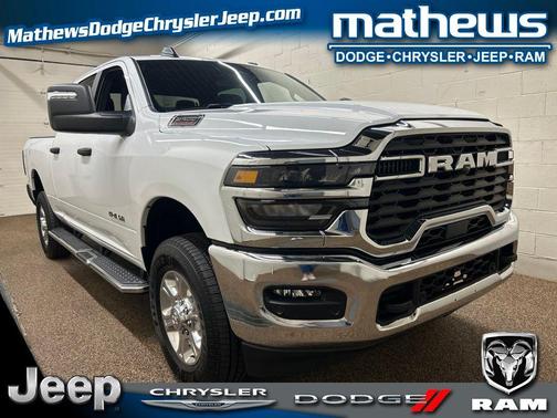 Bright White Clearcoat 2025 RAM 2500 Big Horn