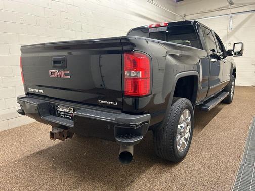 Onyx Black 2015 GMC Sierra 2500 Denali