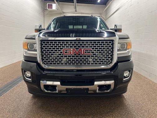 Onyx Black 2015 GMC Sierra 2500 Denali