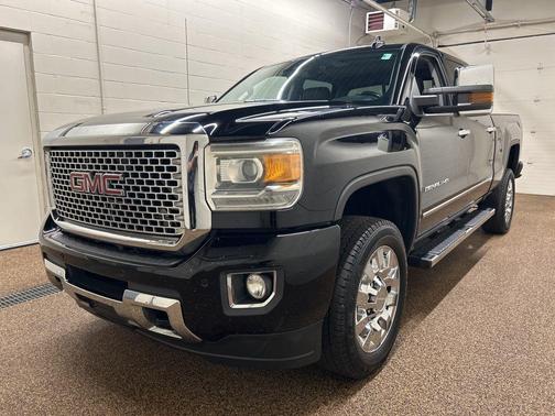 Onyx Black 2015 GMC Sierra 2500 Denali