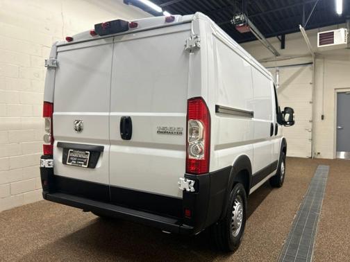 Bright White Clearcoat 2026 RAM ProMaster 1500 Low Roof