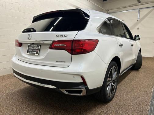 White 2020 Acura MDX 3.5L w/Technology Package