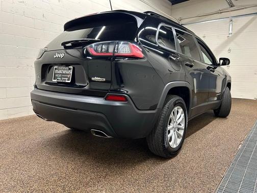 2022 Jeep Cherokee Latitude Lux