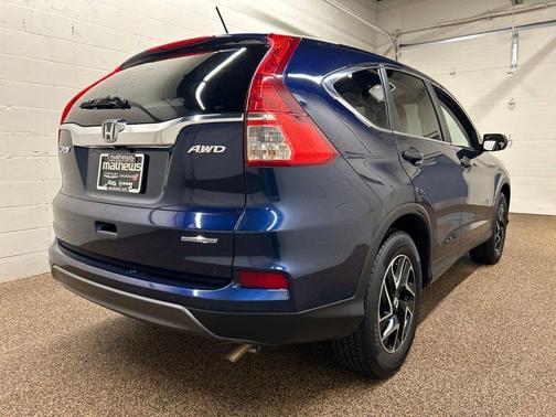 Obsidian Blue Pearl 2016 Honda CR-V SE