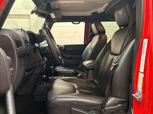 Firecracker Red 2014 Jeep Wrangler Unlimited Altitude