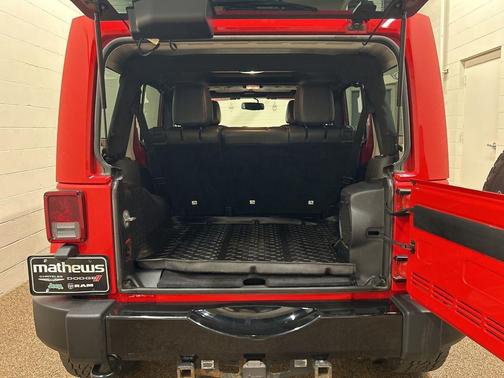 Firecracker Red 2014 Jeep Wrangler Unlimited Altitude