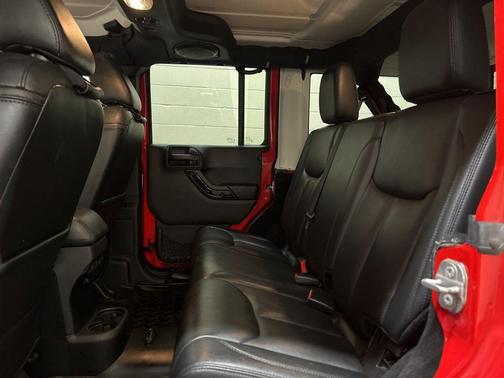 Firecracker Red 2014 Jeep Wrangler Unlimited Altitude