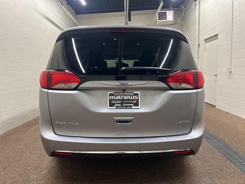 2018 Chrysler Pacifica Limited