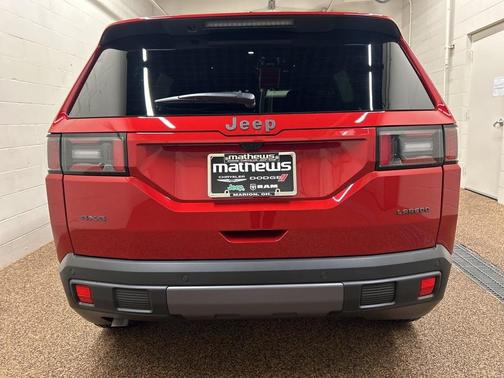 2026 Jeep Cherokee LAREDO/LIMITED