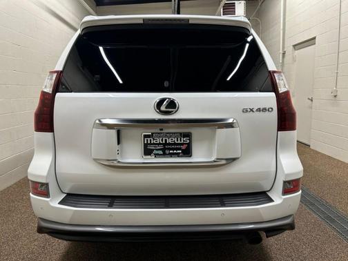 Starfire Pearl 2020 Lexus GX 460 Base