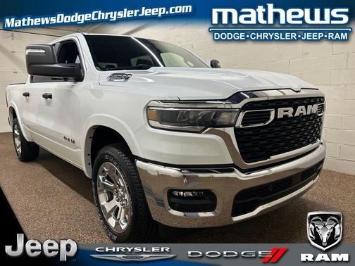 Bright White Clearcoat 2026 RAM 1500 Big Horn/Lone Star