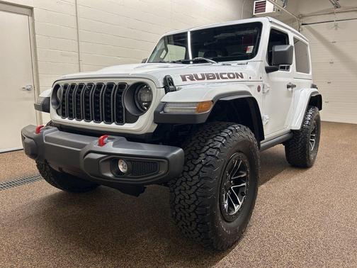 Bright White Clearcoat 2026 Jeep Wrangler Rubicon