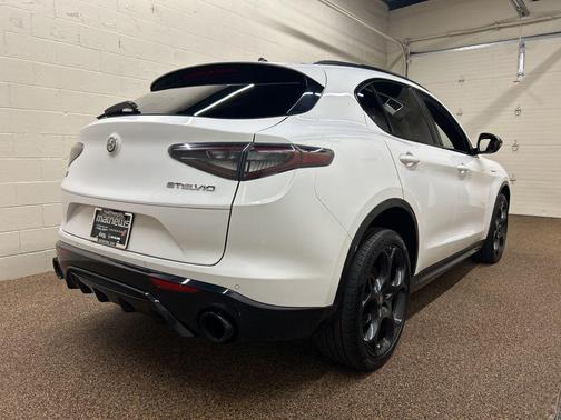Milano 2024 Alfa Romeo Stelvio Veloce