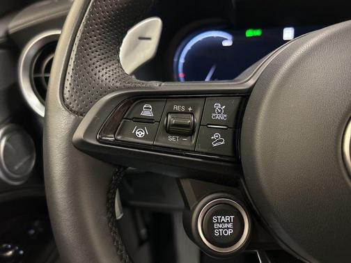 Milano 2024 Alfa Romeo Stelvio Veloce