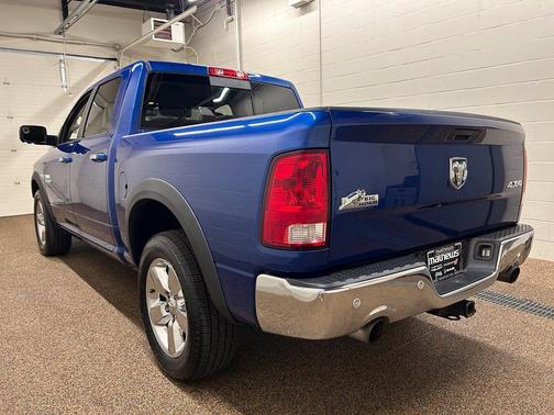 Blue Streak Pearlcoat 2016 RAM 1500 Big Horn