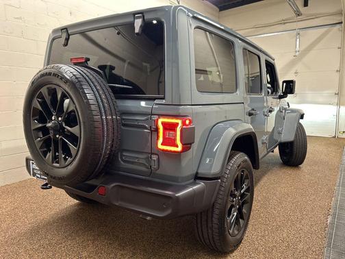 2025 Jeep Wrangler 4xe Sahara