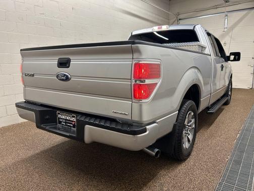 Ingot Silver 2011 Ford F-150 XLT