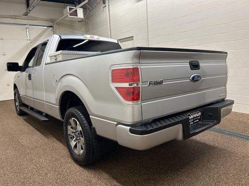 Ingot Silver 2011 Ford F-150 XLT