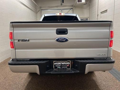 Ingot Silver 2011 Ford F-150 XLT