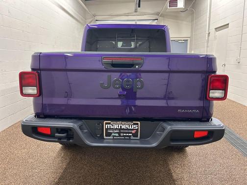 Sahara Beige 2026 Jeep Gladiator Sport