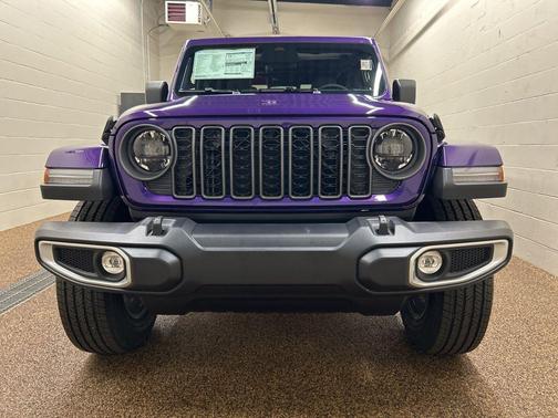 Sahara Beige 2026 Jeep Gladiator Sport