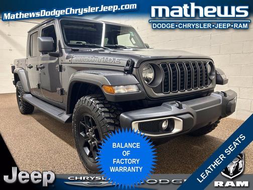 Granite Crystal Clearcoat Metallic 2025 Jeep Gladiator Sport