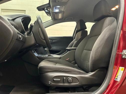 2017 Chevrolet Malibu 1LT