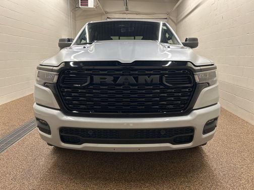 Silver Zynith 2026 RAM 1500 Express