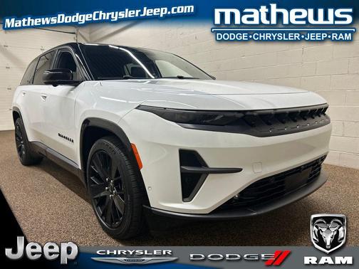Bright White Clearcoat 2024 Jeep Wagoneer S Launch Edition