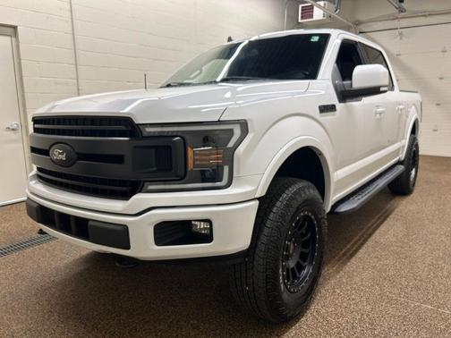 Oxford White 2019 Ford F-150 XLT