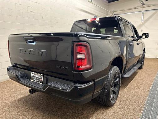 Diamond Black 2026 RAM 1500 Express
