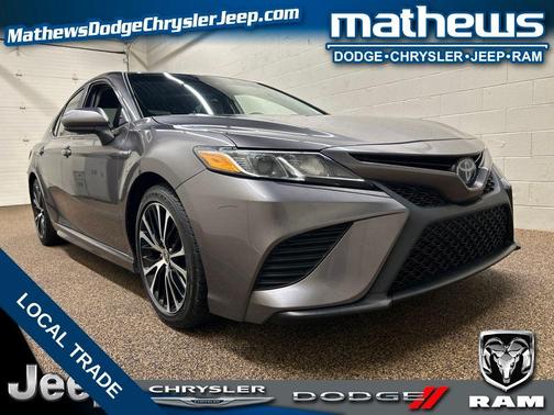 Predawn Gray Mica 2020 Toyota Camry Hybrid SE