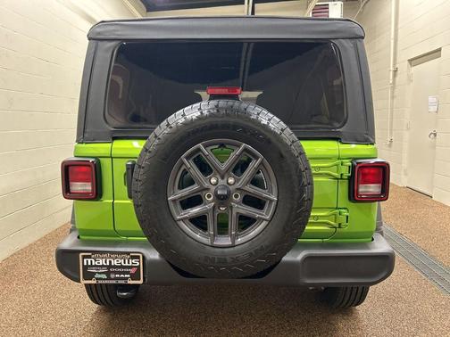 Mojito! Clearcoat 2026 Jeep Wrangler Sport