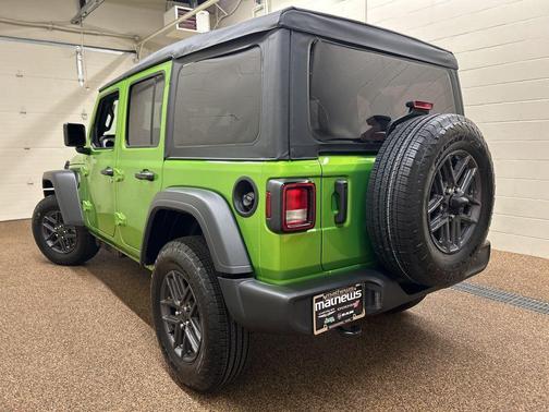 Mojito! Clearcoat 2026 Jeep Wrangler Sport