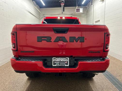 Flame Red Clearcoat 2026 RAM 2500 Big Horn