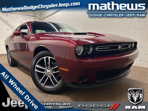 2019 Dodge Challenger SXT