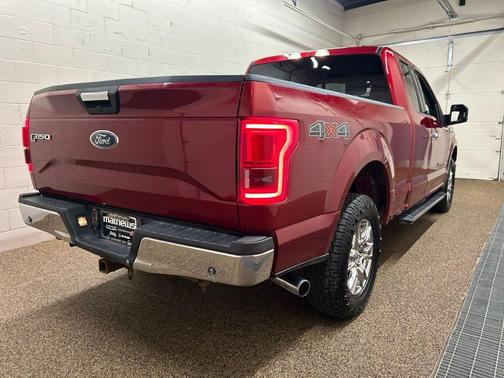 Ruby Red Metallic Tinted Clearcoat 2015 Ford F-150 XLT