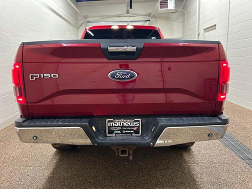 Ruby Red Metallic Tinted Clearcoat 2015 Ford F-150 XLT