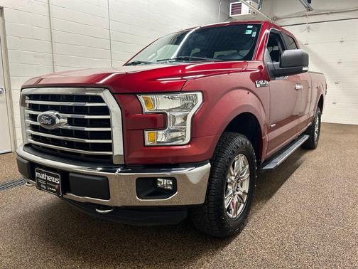 Ruby Red Metallic Tinted Clearcoat 2015 Ford F-150 XLT