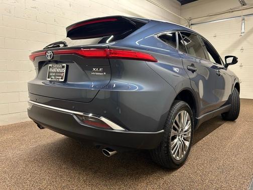 2022 Toyota Venza XLE