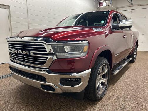 Delmonico Red Pearlcoat 2021 RAM 1500 Laramie