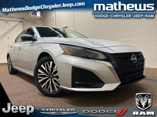 2024 Nissan Altima 2.5 SV