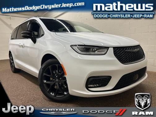 2026 Chrysler Pacifica Limited