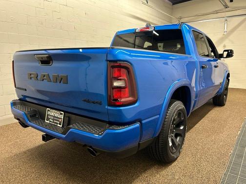 Hydro Blue Pearlcoat 2026 RAM 1500 Big Horn/Lone Star
