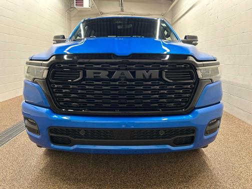 Hydro Blue Pearlcoat 2026 RAM 1500 Big Horn/Lone Star