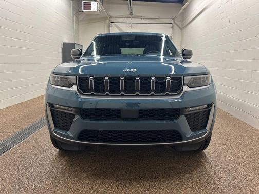 Steel Blue 2026 Jeep Grand Cherokee Limited